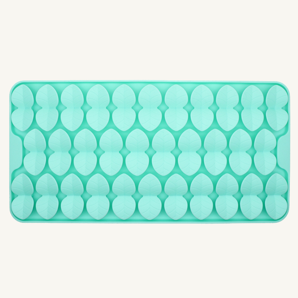 Ezvara™ Calming Slow-Feeder Mat